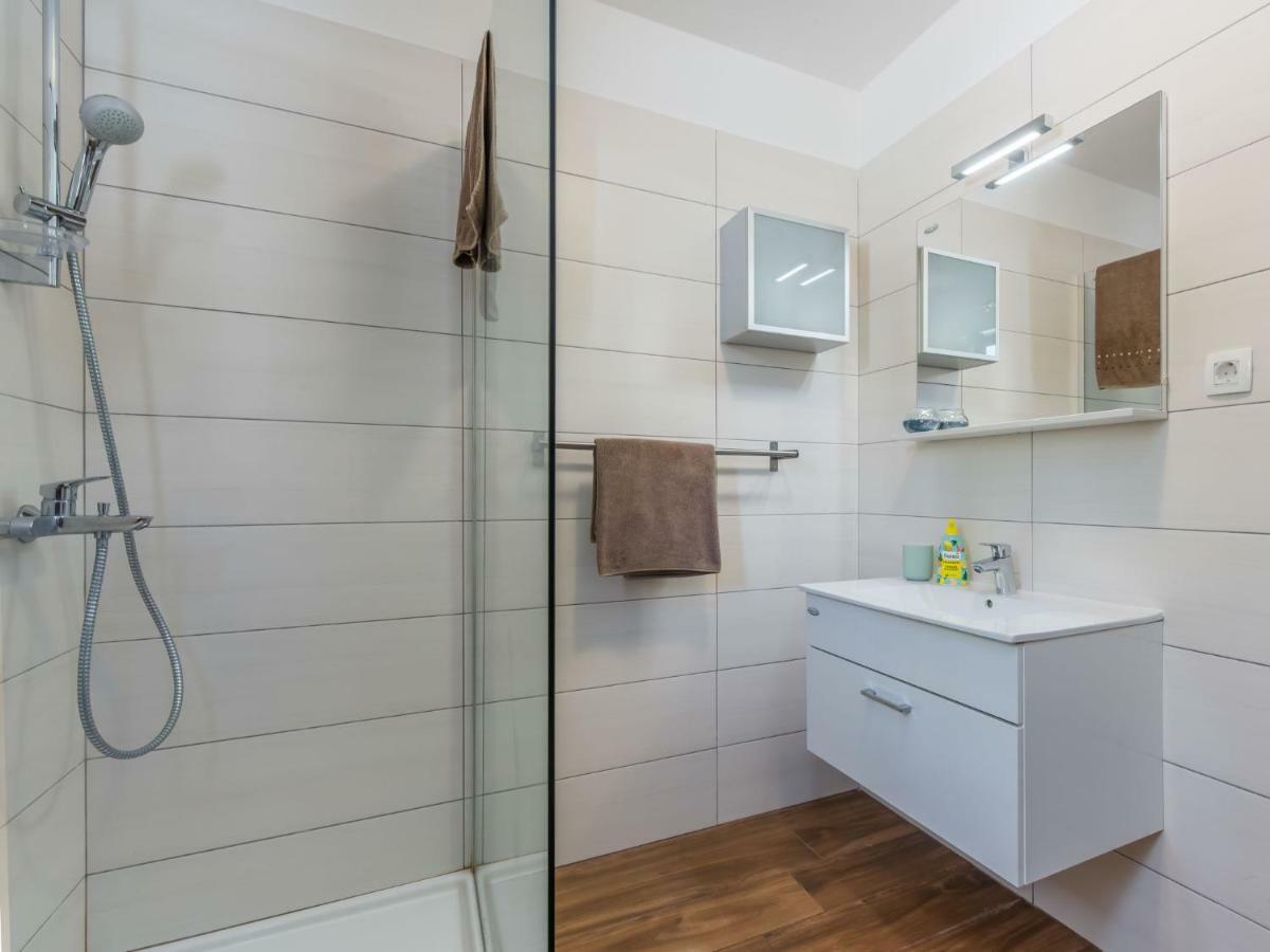 Holiday Home Villa Joy By Interhome Novigrad Istria Extérieur photo