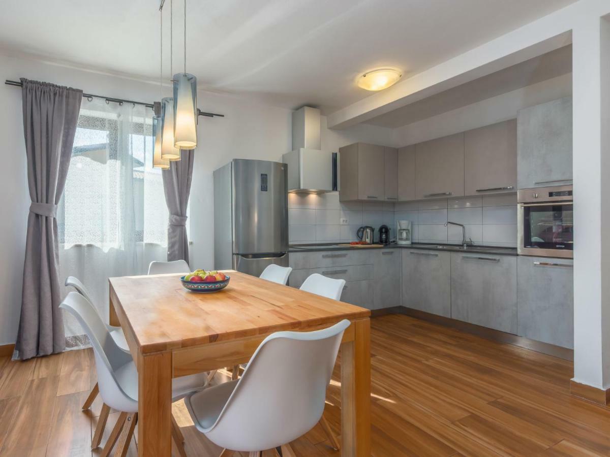 Holiday Home Villa Joy By Interhome Novigrad Istria Extérieur photo