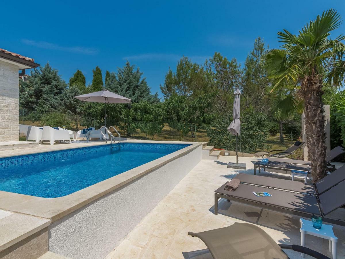 Holiday Home Villa Joy By Interhome Novigrad Istria Extérieur photo