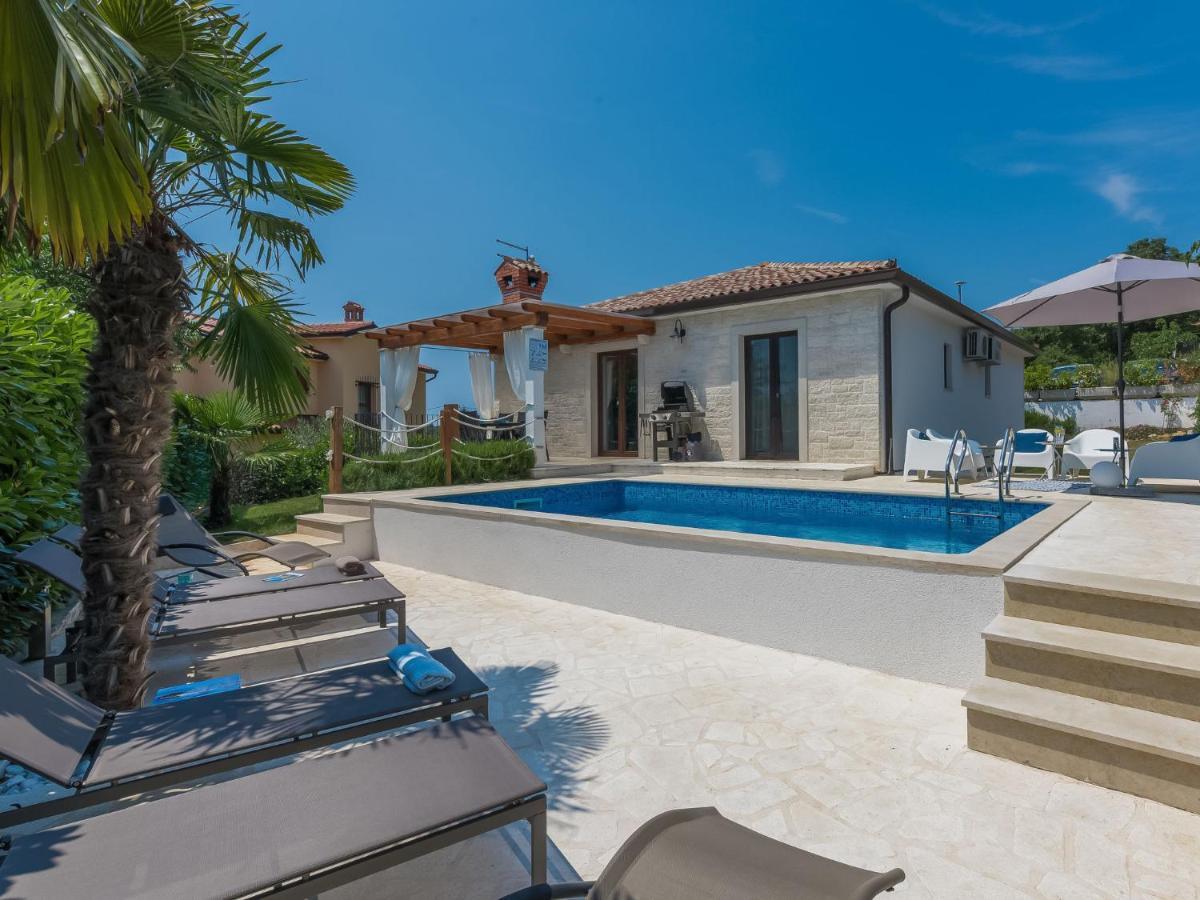 Holiday Home Villa Joy By Interhome Novigrad Istria Extérieur photo