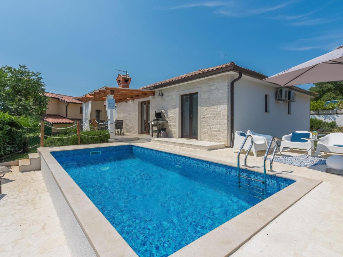 Holiday Home Villa Joy By Interhome Novigrad Istria Extérieur photo