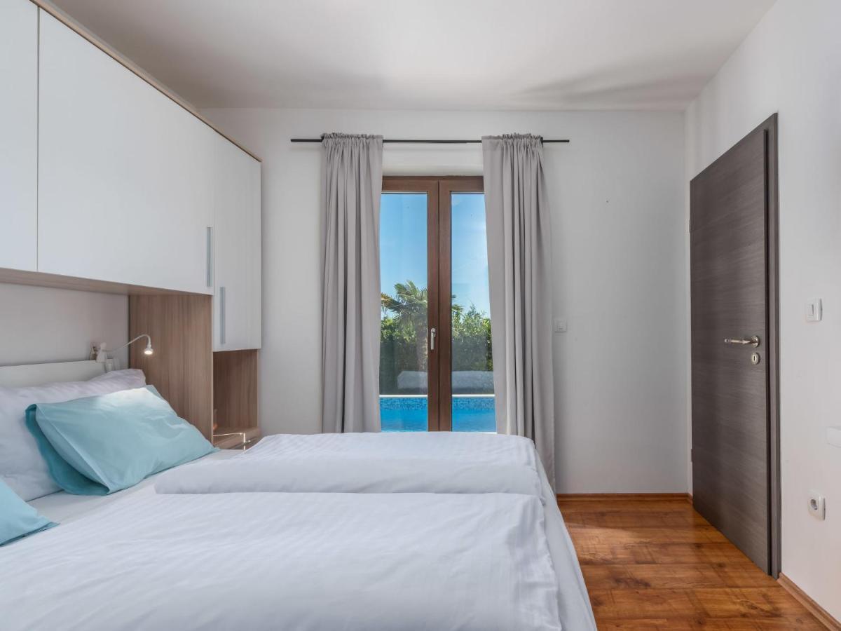 Holiday Home Villa Joy By Interhome Novigrad Istria Extérieur photo