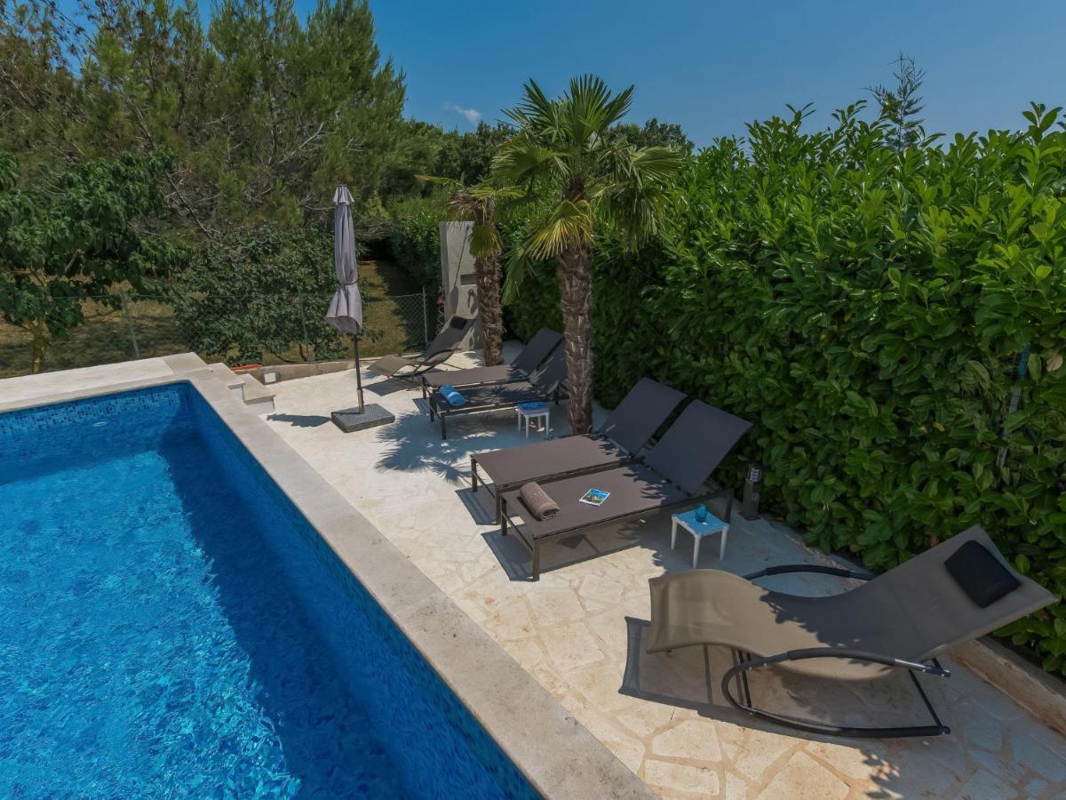 Holiday Home Villa Joy By Interhome Novigrad Istria Extérieur photo