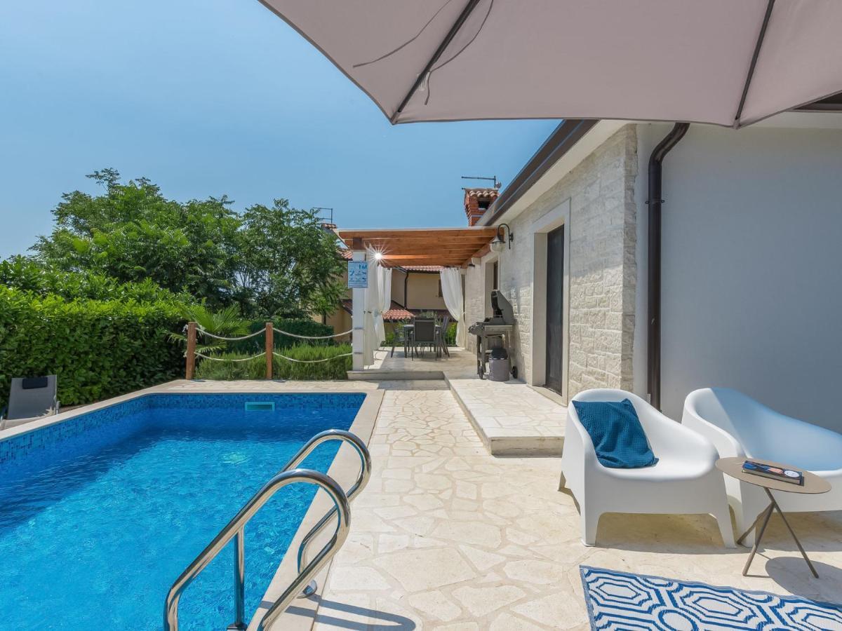 Holiday Home Villa Joy By Interhome Novigrad Istria Extérieur photo