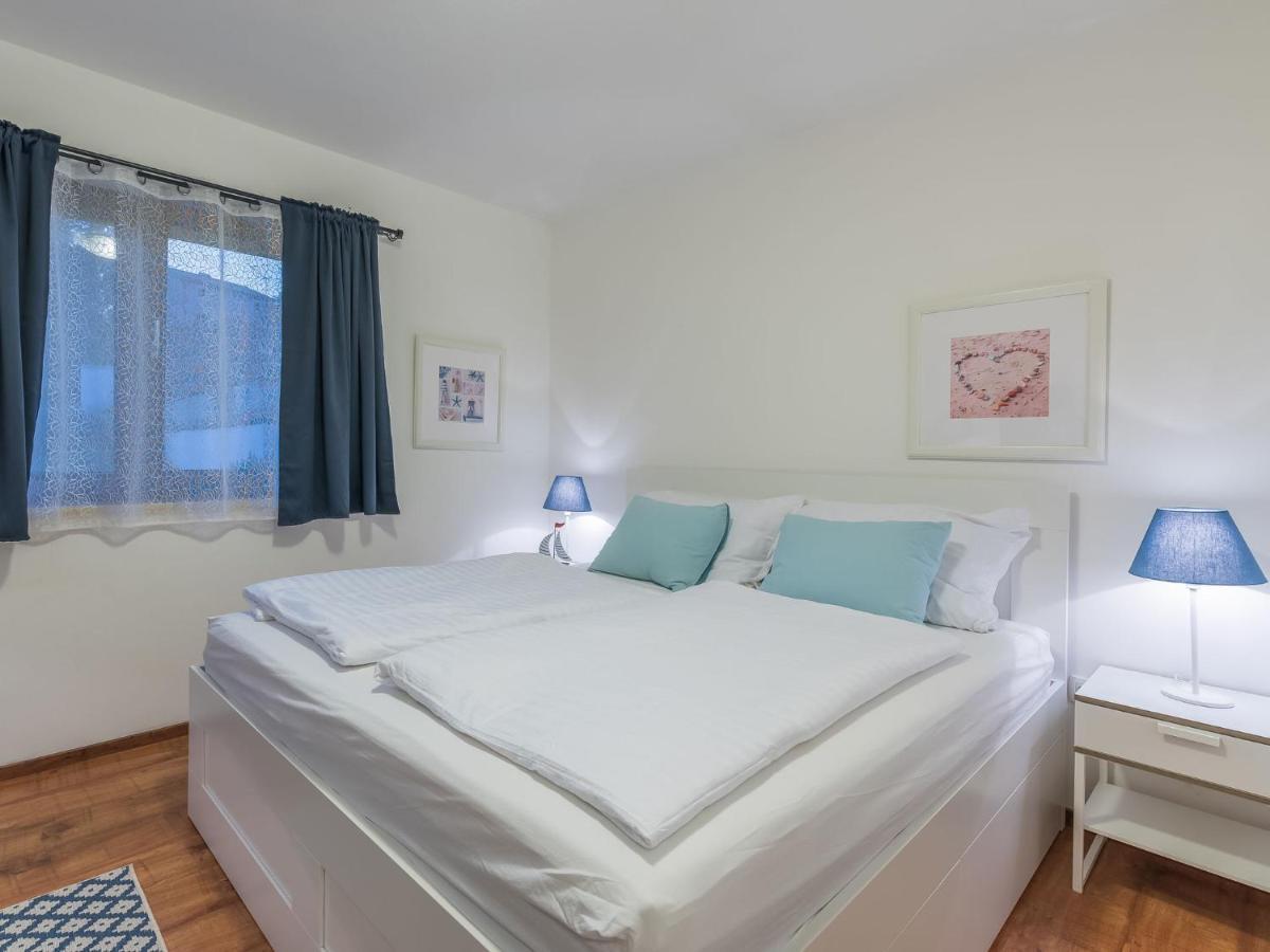 Holiday Home Villa Joy By Interhome Novigrad Istria Extérieur photo